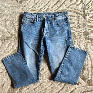 Men’s American Eagle Outfitters Blue Straight Jeans Classic Denim